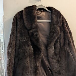 Luxurious Dark Brown Fur Kent Fisher